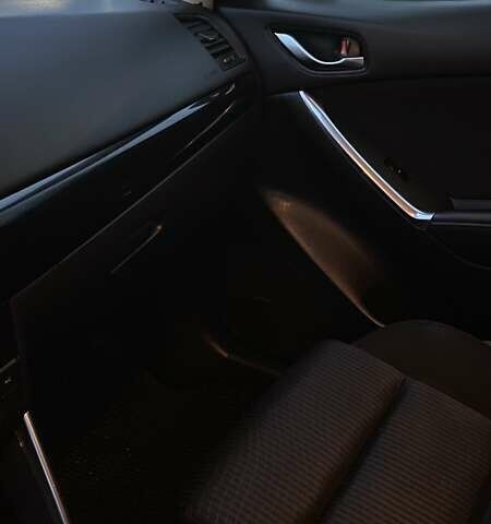 Чорний Мазда СХ-5, об'ємом двигуна 2.19 л та пробігом 247 тис. км за 12800 $, фото 19 на Automoto.ua