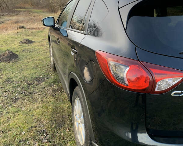 Черный Мазда СХ-5, объемом двигателя 2.2 л и пробегом 237 тыс. км за 14000 $, фото 2 на Automoto.ua