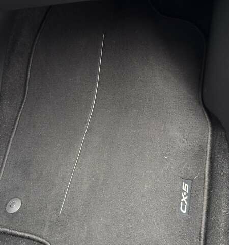 Черный Мазда СХ-5, объемом двигателя 2.2 л и пробегом 199 тыс. км за 14000 $, фото 34 на Automoto.ua