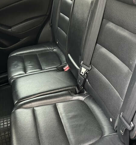 Черный Мазда СХ-5, объемом двигателя 2.19 л и пробегом 240 тыс. км за 15000 $, фото 11 на Automoto.ua