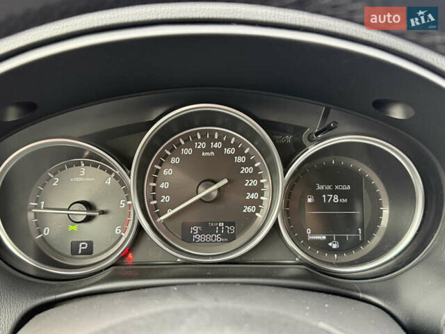 Черный Мазда СХ-5, объемом двигателя 2.2 л и пробегом 198 тыс. км за 13700 $, фото 46 на Automoto.ua