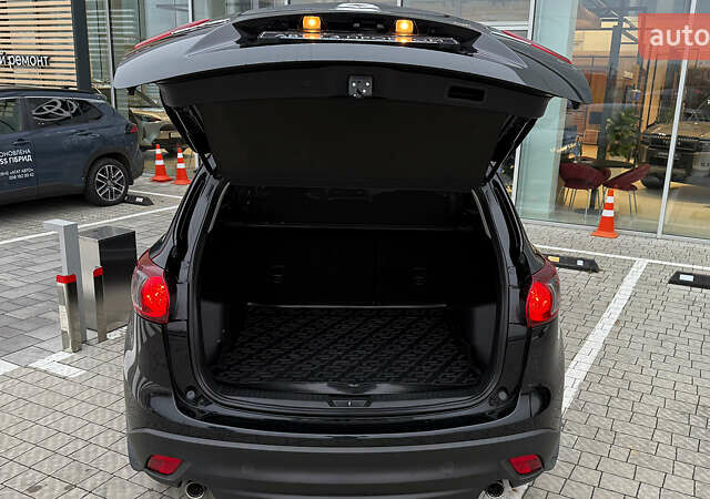 Черный Мазда СХ-5, объемом двигателя 2 л и пробегом 235 тыс. км за 12700 $, фото 9 на Automoto.ua