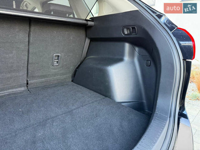 Чорний Мазда СХ-5, об'ємом двигуна 2.2 л та пробігом 228 тис. км за 13500 $, фото 43 на Automoto.ua