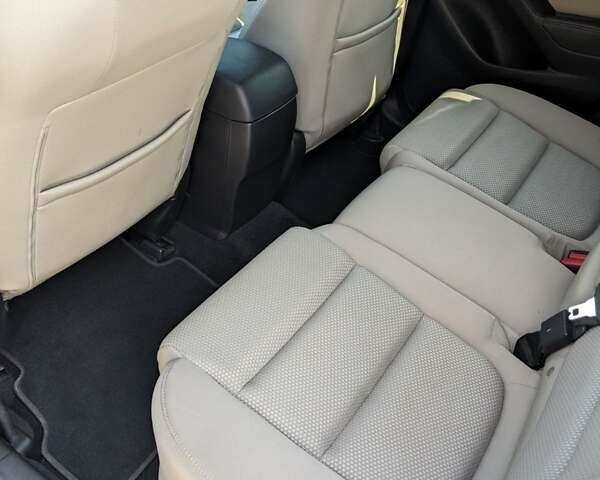 Чорний Мазда СХ-5, об'ємом двигуна 2.5 л та пробігом 177 тис. км за 15000 $, фото 5 на Automoto.ua