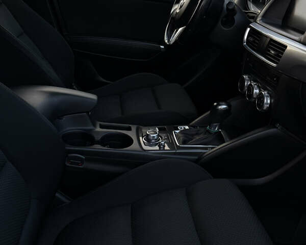 Черный Мазда СХ-5, объемом двигателя 2.49 л и пробегом 192 тыс. км за 14000 $, фото 9 на Automoto.ua