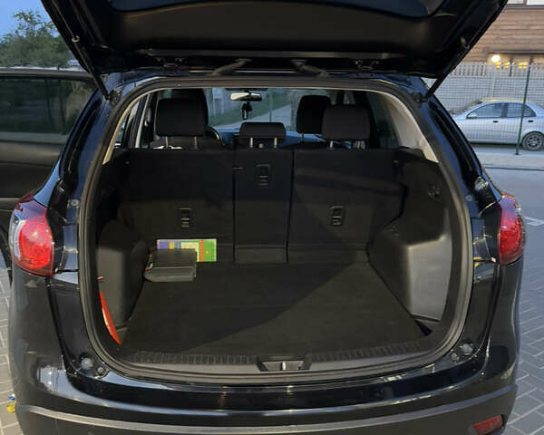 Черный Мазда СХ-5, объемом двигателя 2.49 л и пробегом 192 тыс. км за 14000 $, фото 18 на Automoto.ua