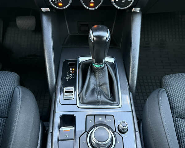 Черный Мазда СХ-5, объемом двигателя 2.49 л и пробегом 192 тыс. км за 14000 $, фото 13 на Automoto.ua