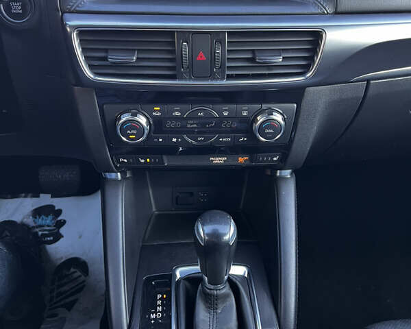 Черный Мазда СХ-5, объемом двигателя 2.2 л и пробегом 177 тыс. км за 15500 $, фото 16 на Automoto.ua