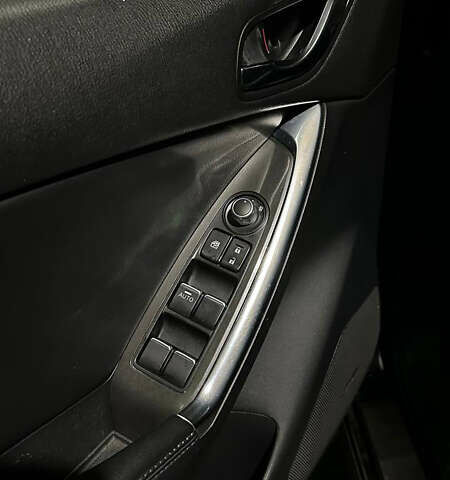 Чорний Мазда СХ-5, об'ємом двигуна 2.49 л та пробігом 262 тис. км за 12500 $, фото 15 на Automoto.ua