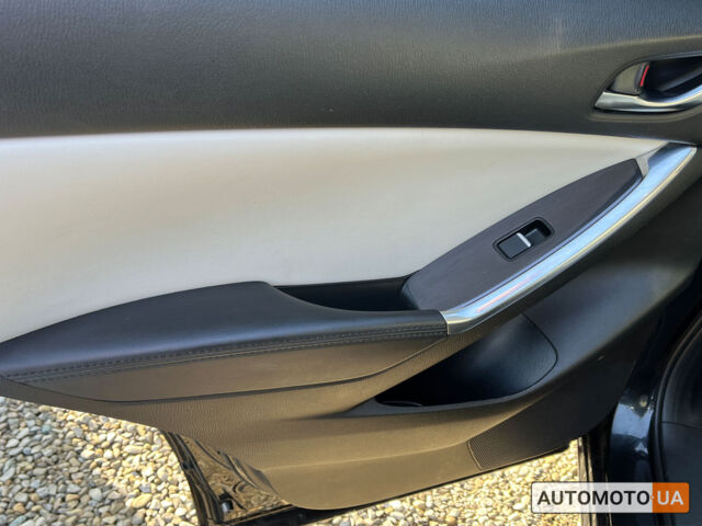 Чорний Мазда СХ-5, об'ємом двигуна 2.5 л та пробігом 54 тис. км за 16300 $, фото 13 на Automoto.ua