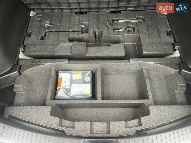 Черный Мазда СХ-5, объемом двигателя 2.2 л и пробегом 195 тыс. км за 16200 $, фото 9 на Automoto.ua