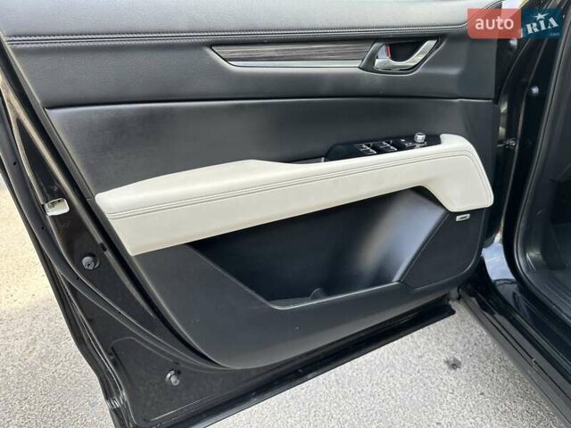 Черный Мазда СХ-5, объемом двигателя 2.49 л и пробегом 109 тыс. км за 18400 $, фото 18 на Automoto.ua