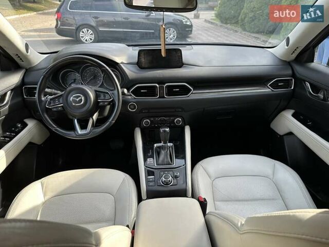 Черный Мазда СХ-5, объемом двигателя 2.49 л и пробегом 109 тыс. км за 18400 $, фото 21 на Automoto.ua