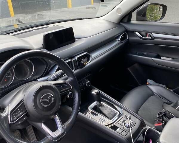 Черный Мазда СХ-5, объемом двигателя 2.49 л и пробегом 110 тыс. км за 18000 $, фото 9 на Automoto.ua