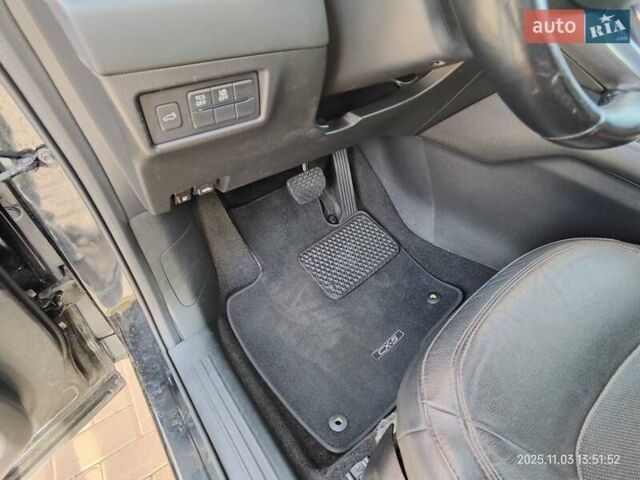 Черный Мазда СХ-5, объемом двигателя 2.49 л и пробегом 243 тыс. км за 19900 $, фото 10 на Automoto.ua