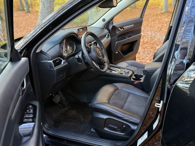 Мазда СХ-5 2017 у Яворове на Automoto.ua Чорний Мазда СХ-5, об'ємом двигуна 2.5 л та пробігом 94 тис. км за 18900 $, фото 4 на Automoto.ua