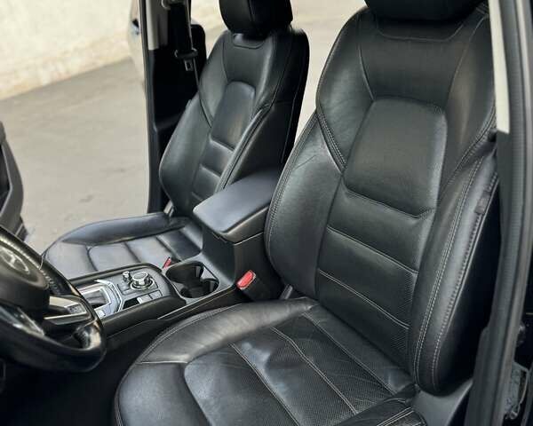 Черный Мазда СХ-5, объемом двигателя 2.5 л и пробегом 180 тыс. км за 16400 $, фото 11 на Automoto.ua