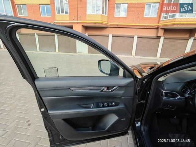 Черный Мазда СХ-5, объемом двигателя 2.49 л и пробегом 243 тыс. км за 19900 $, фото 9 на Automoto.ua