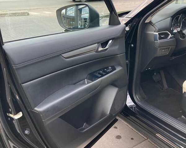 Чорний Мазда СХ-5, об'ємом двигуна 2.49 л та пробігом 122 тис. км за 17000 $, фото 21 на Automoto.ua