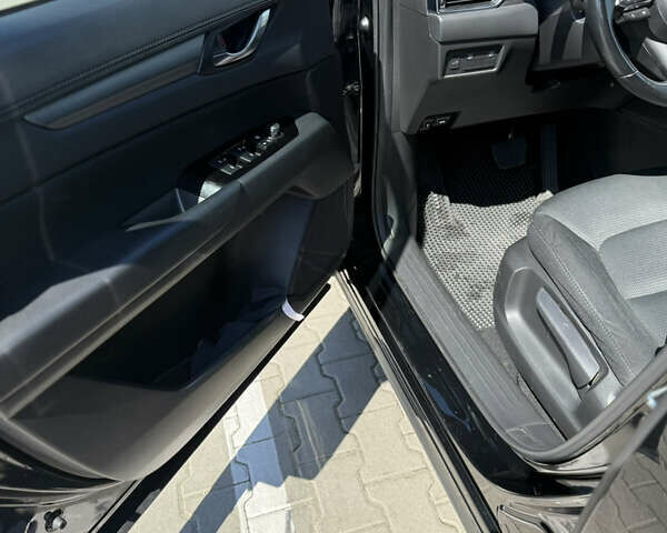 Черный Мазда СХ-5, объемом двигателя 2 л и пробегом 125 тыс. км за 19999 $, фото 17 на Automoto.ua