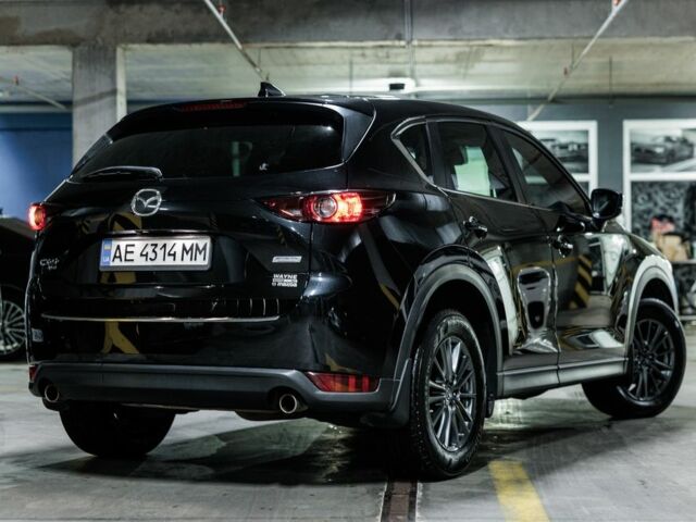 Черный Мазда СХ-5, объемом двигателя 2.4 л и пробегом 90 тыс. км за 20000 $, фото 2 на Automoto.ua