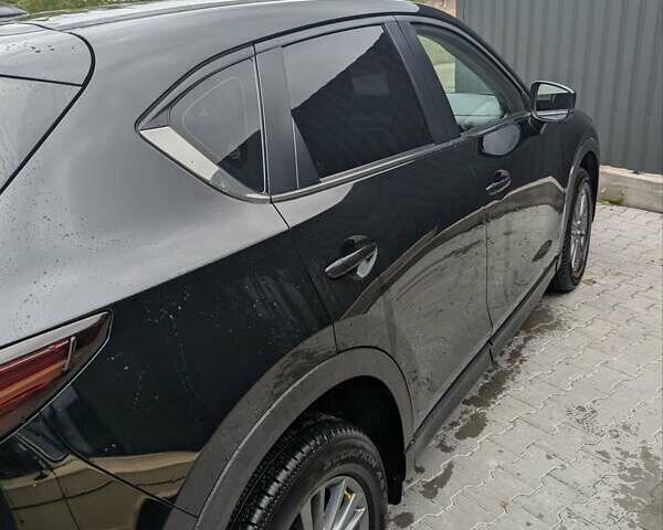 Мазда СХ-5 2018 в Киеве на Automoto.ua Черный Мазда СХ-5, объемом двигателя 2.49 л и пробегом 83 тыс. км за 15000 $, фото 2 на Automoto.ua