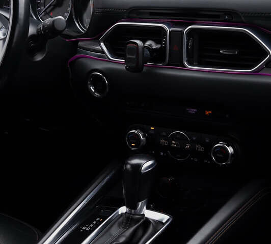 Чорний Мазда СХ-5, об'ємом двигуна 2.19 л та пробігом 200 тис. км за 22500 $, фото 15 на Automoto.ua