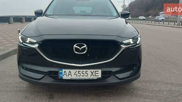 Черный Мазда СХ-5, объемом двигателя 2 л и пробегом 170 тыс. км за 20000 $, фото 2 на Automoto.ua