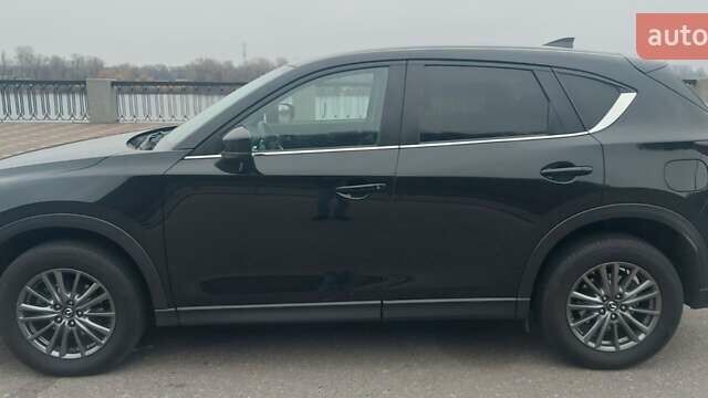Черный Мазда СХ-5, объемом двигателя 2 л и пробегом 170 тыс. км за 20000 $, фото 9 на Automoto.ua