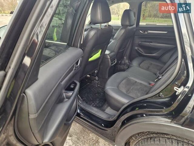 Черный Мазда СХ-5, объемом двигателя 2.49 л и пробегом 94 тыс. км за 21500 $, фото 5 на Automoto.ua