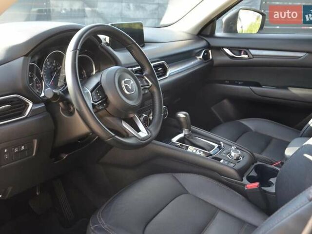 Мазда СХ-5 2019 у Хмельницькому на Automoto.ua Чорний Мазда СХ-5, об'ємом двигуна 2.5 л та пробігом 96 тис. км за 16000 $, фото 7 на Automoto.ua