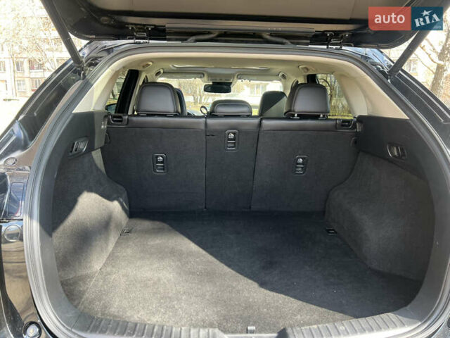 Чорний Мазда СХ-5, об'ємом двигуна 2.5 л та пробігом 129 тис. км за 20000 $, фото 17 на Automoto.ua