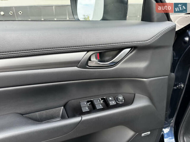 Мазда СХ-5 2020 в Киеве на Automoto.ua Черный Мазда СХ-5, объемом двигателя 2.5 л и пробегом 80 тыс. км за 19999 $, фото 7 на Automoto.ua