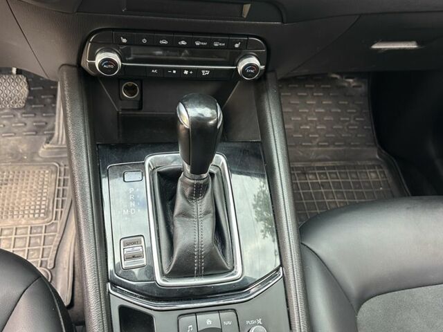 Мазда СХ-5 2020 в Черновцах на Automoto.ua Черный Мазда СХ-5, объемом двигателя 2.5 л и пробегом 95 тыс. км за 20200 $, фото 6 на Automoto.ua