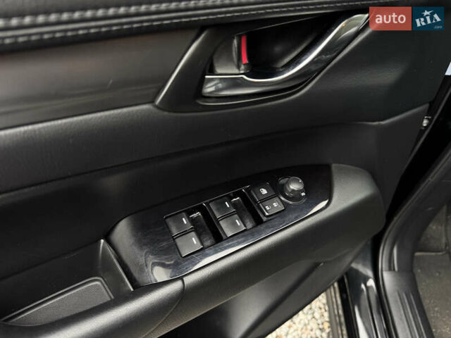 Черный Мазда СХ-5, объемом двигателя 2.5 л и пробегом 84 тыс. км за 19000 $, фото 16 на Automoto.ua