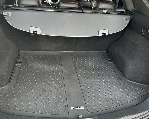 Чорний Мазда СХ-5, об'ємом двигуна 2.49 л та пробігом 50 тис. км за 33000 $, фото 8 на Automoto.ua