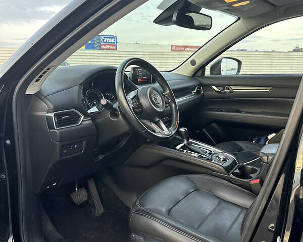 Чорний Мазда СХ-5, об'ємом двигуна 2.49 л та пробігом 120 тис. км за 24599 $, фото 15 на Automoto.ua