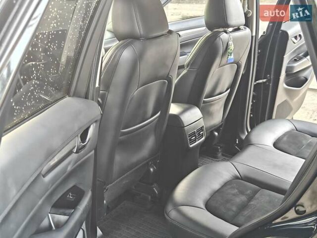 Черный Мазда СХ-5, объемом двигателя 2.49 л и пробегом 106 тыс. км за 21600 $, фото 8 на Automoto.ua