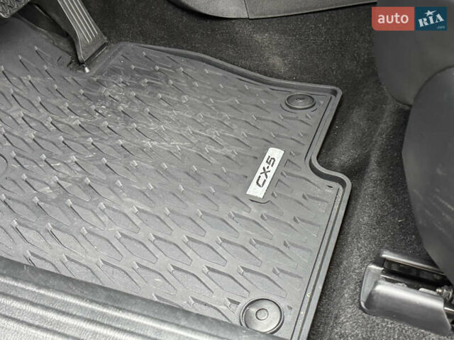 Черный Мазда СХ-5, объемом двигателя 2 л и пробегом 55 тыс. км за 26800 $, фото 45 на Automoto.ua