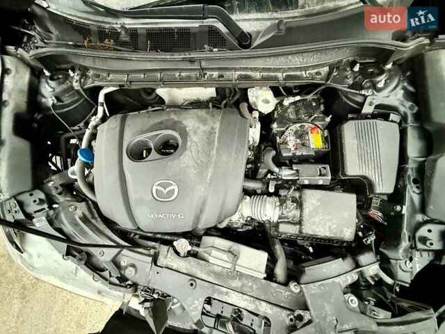 Чорний Мазда СХ-5, об'ємом двигуна 2.49 л та пробігом 104 тис. км за 13600 $, фото 7 на Automoto.ua