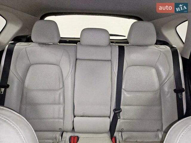 Черный Мазда СХ-5, объемом двигателя 2.49 л и пробегом 149 тыс. км за 5700 $, фото 9 на Automoto.ua