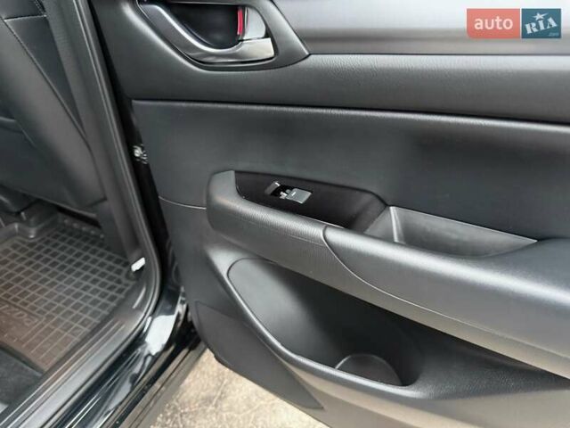 Черный Мазда СХ-5, объемом двигателя 2 л и пробегом 59 тыс. км за 29000 $, фото 35 на Automoto.ua