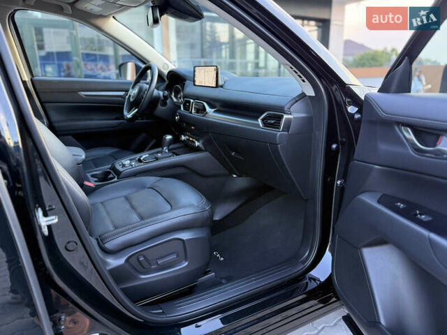Черный Мазда СХ-5, объемом двигателя 2.49 л и пробегом 62 тыс. км за 28000 $, фото 17 на Automoto.ua