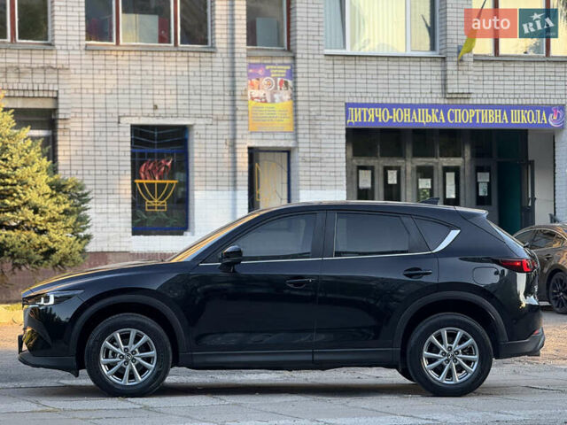 Черный Мазда СХ-5, объемом двигателя 2.49 л и пробегом 112 тыс. км за 20999 $, фото 2 на Automoto.ua