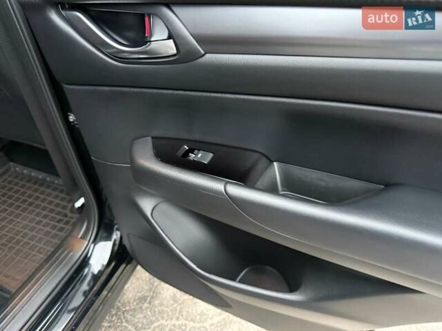 Черный Мазда СХ-5, объемом двигателя 2 л и пробегом 59 тыс. км за 29000 $, фото 69 на Automoto.ua