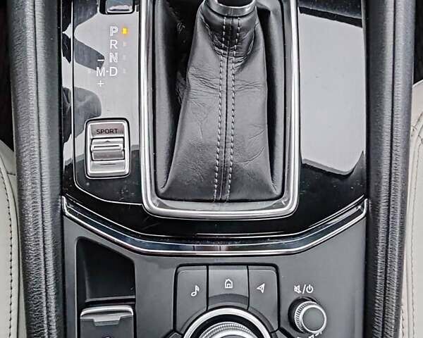 Чорний Мазда СХ-5, об'ємом двигуна 2.49 л та пробігом 35 тис. км за 24000 $, фото 27 на Automoto.ua