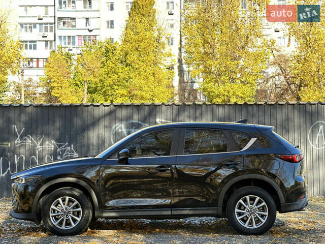 Черный Мазда СХ-5, объемом двигателя 2.49 л и пробегом 113 тыс. км за 20500 $, фото 3 на Automoto.ua