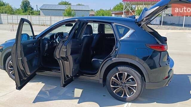 Чорний Мазда СХ-5, об'ємом двигуна 2.5 л та пробігом 7 тис. км за 23000 $, фото 24 на Automoto.ua