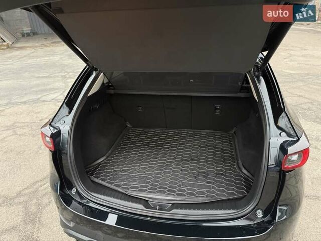 Черный Мазда СХ-5, объемом двигателя 2 л и пробегом 59 тыс. км за 29000 $, фото 151 на Automoto.ua