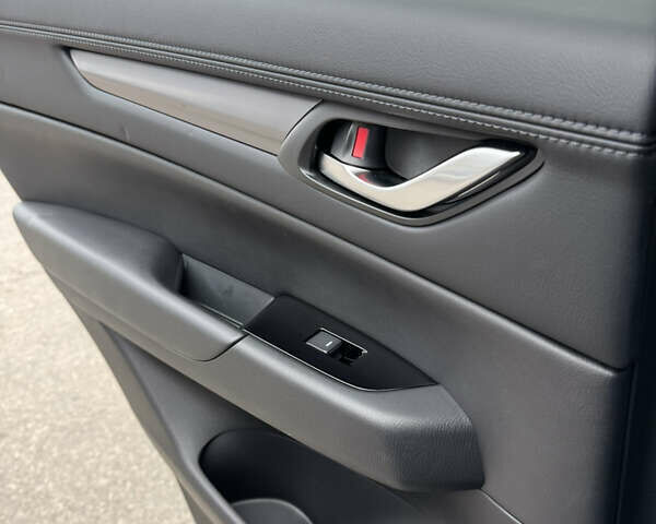 Чорний Мазда СХ-5, об'ємом двигуна 2.49 л та пробігом 10 тис. км за 24977 $, фото 21 на Automoto.ua